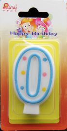 空色が付いている100%パラフィン数誕生日の蝋燭は非有毒な研ぎましたり/点